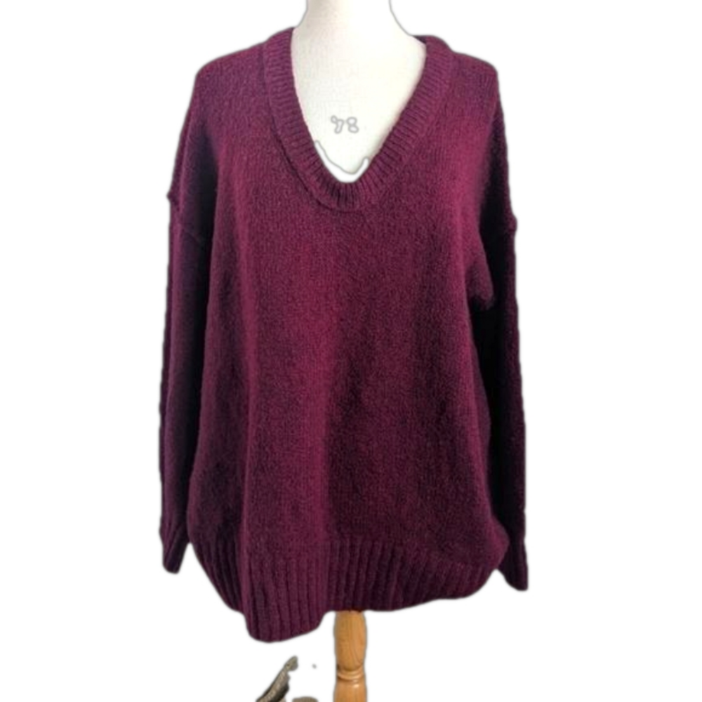 𝅺FREE People Oversized Burgundy Wine Tunic Sweater V Neck Raw Seams S